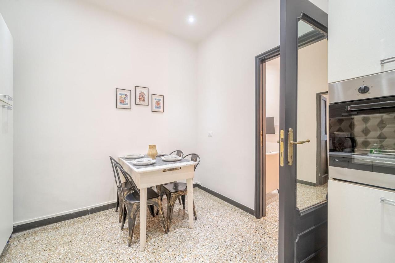 Central & Lovely Apartment In Genova - Netflix! Exterior photo
